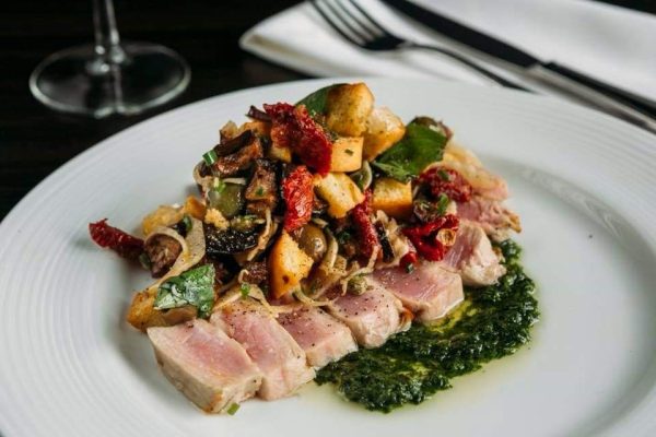 poisson frais cuit par traiteur g catering lors d'un mariage à montréal